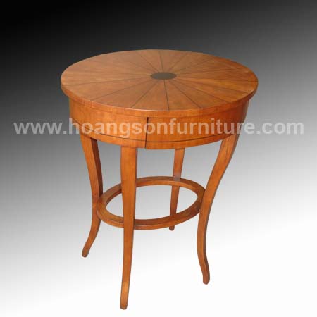 OVAL TABLE